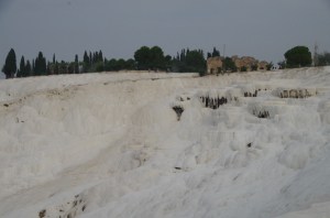 The mineral shelves of Pamukkale 