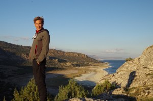 The growing banks of Lake Burda 