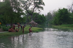 Communal washing at the end of the day