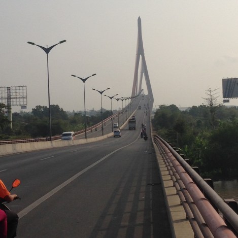 Can Tho double suspension bridge